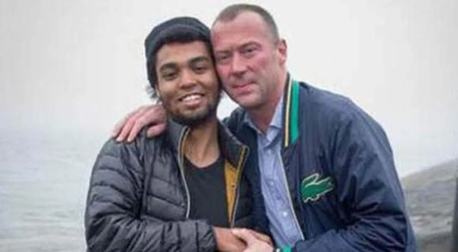 البلجيكي ديمتري بعد استعادة  ابنه راقص الروك من التنظيم