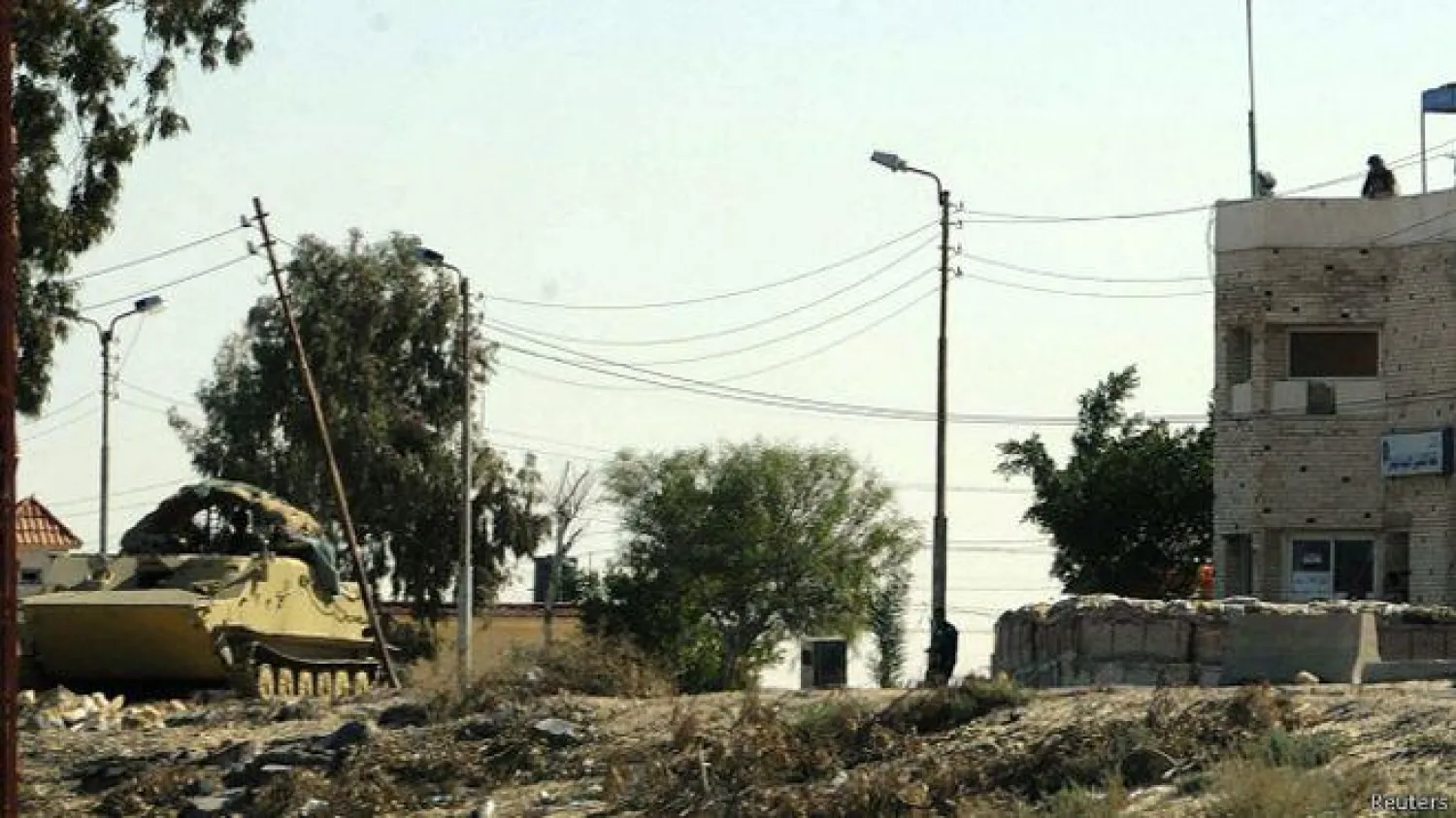 مقتل 10 مدنيين بينهم طفلان برصاص مسلحين في شمال سيناء