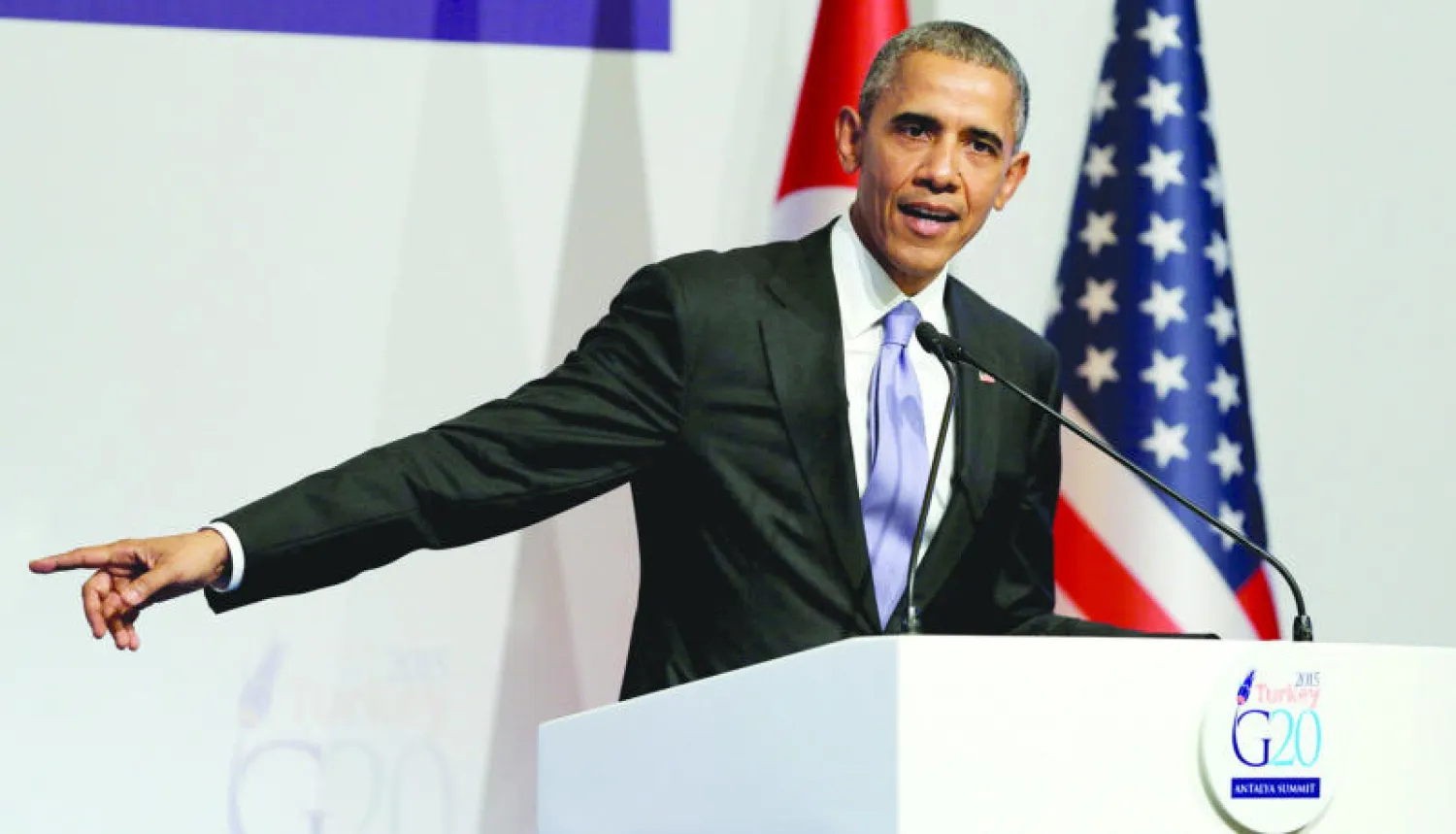 الرئيس الأميركي باراك أوباما أثناء المؤتمر الصحافي الذي عقده عقب اختتام اعمال قمة العشرين في انطاليا أمس (رويترز)