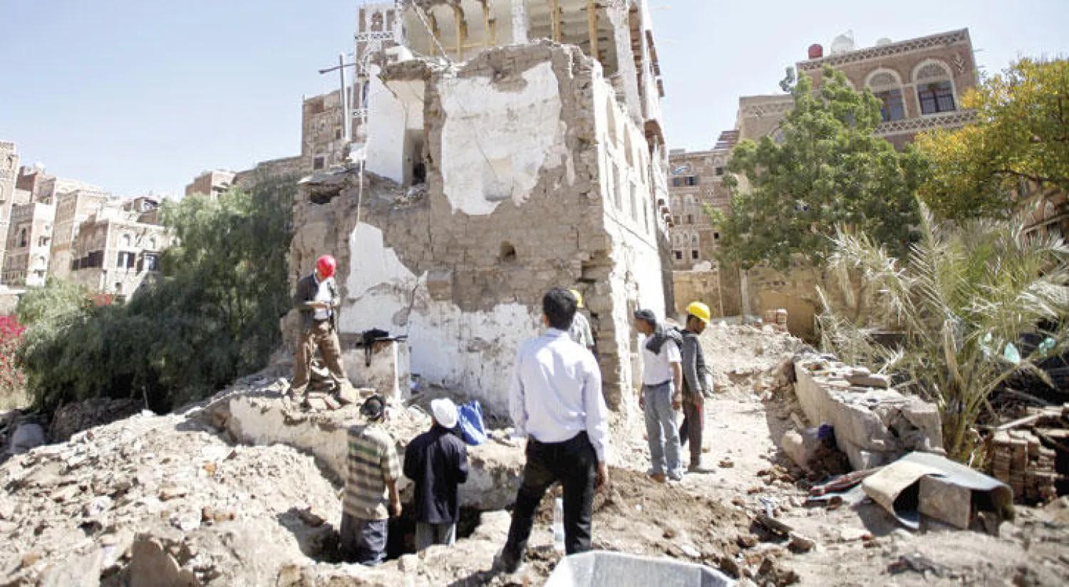 اليمن.. معركة رجال الأعمال تدعم «إعادة الأمل» للاقتصاد