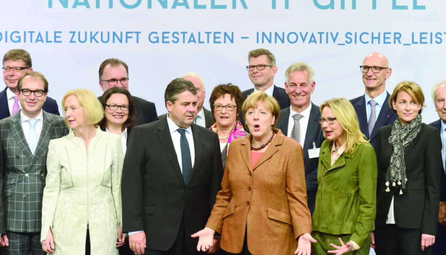 رغم تراجع شعبيتها في ألمانيا.. ميركل لا تزال قائدة أوروبا دون منازع