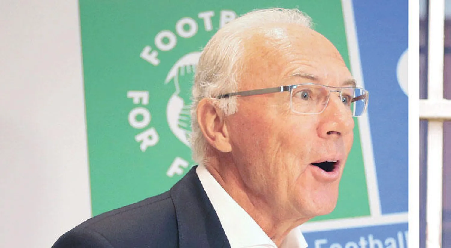 القيصر بيكنباور (إ.ب.أ)