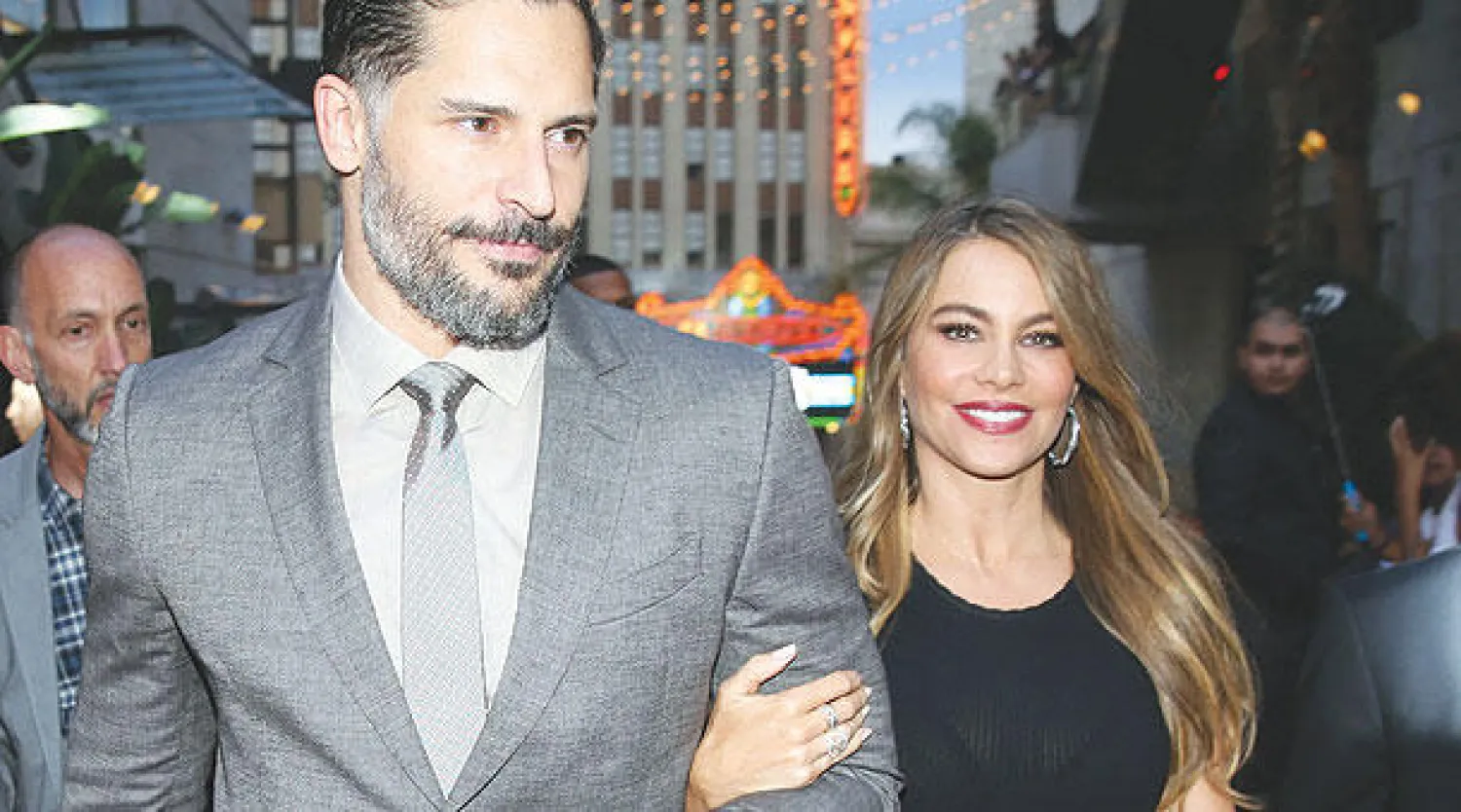 زواج صوفيا فيرجارا من جو مانجانيلو