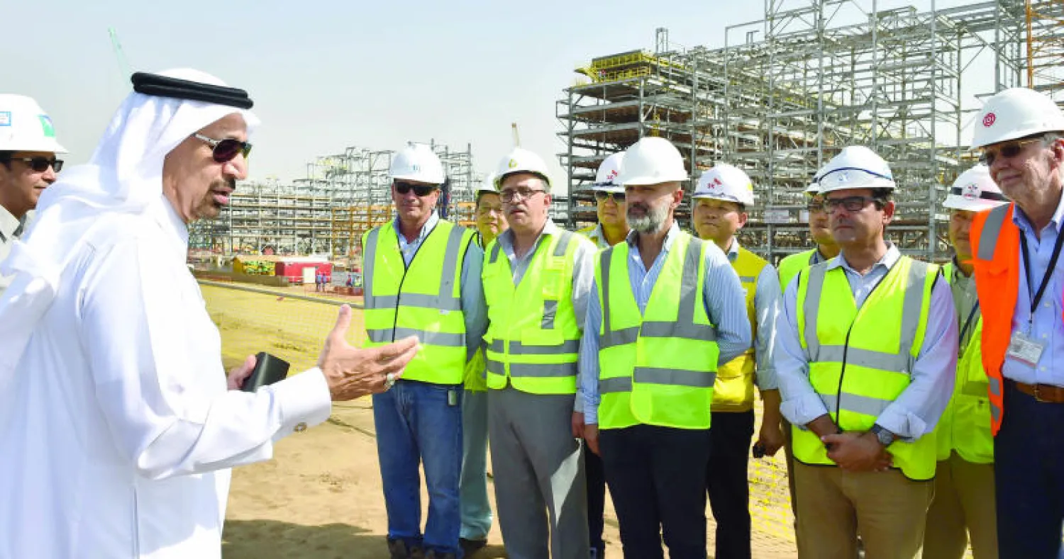 المهندس خالد الفالح يحث فرق العمل على مضاعفة الجهود لإنشاء المشاريع حسب خططها المحددة لها («الشرق الأوسط»)