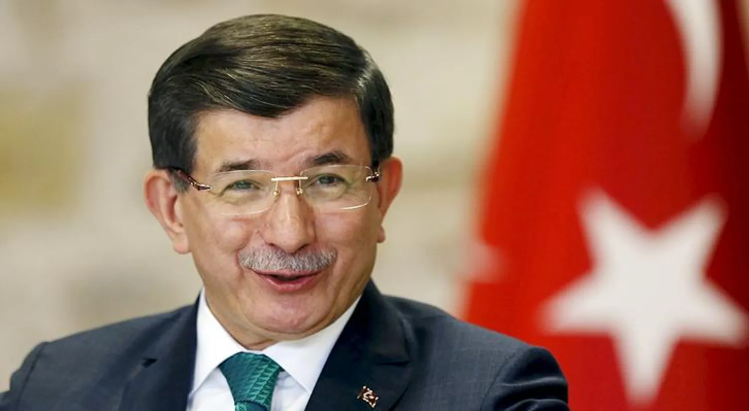 داود أوغلو يتهم روسيا بتقوية «داعش» وسعيها لعملية تطهير في شمال سوريا