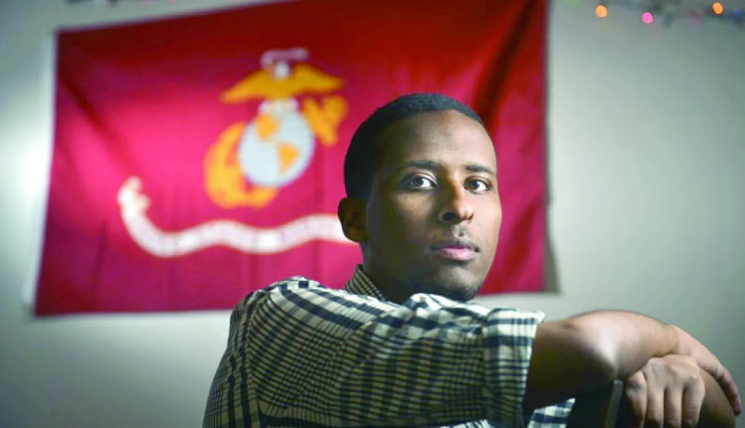 العريف إبراهيم حاشي من مشاة البحرية الذين تركوا الخدمة في عام 2011 ويلتحق الآن بالجامعة الأميركية في العاصمة واشنطن (واشنطن بوست)