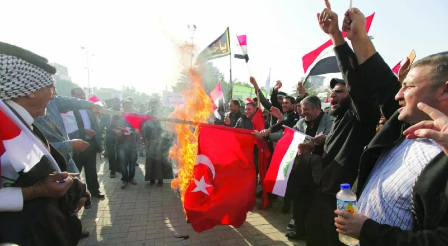 المالكي والعامري يتقدمان مظاهرات ميليشيات «الحشد الشعبي» ضد أنقرة