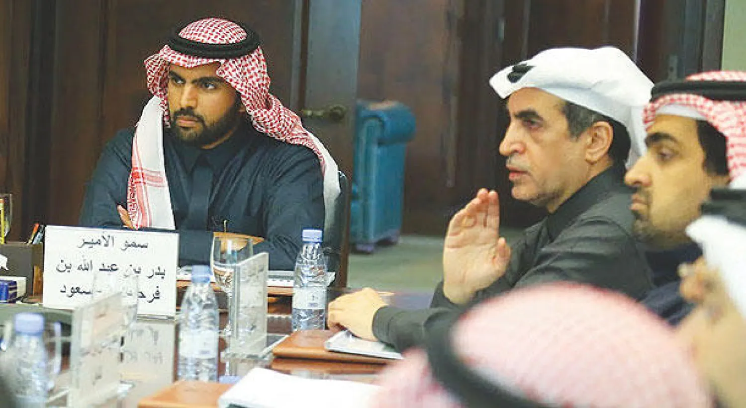 الأمير بدر بن عبد الله والدكتور عزام الدخيل الرئيس التنفيذي للمجموعة والعضو المنتدب («الشرق الأوسط») 