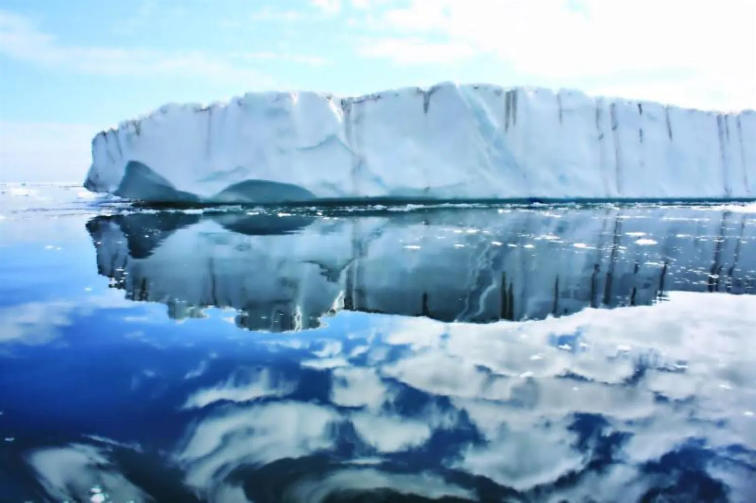 باحثون: ذوبان جبال الجليد مسؤول عن بطء معدلات دوران الكرة الأرضية