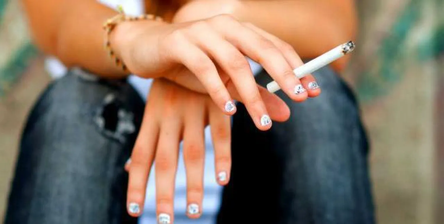 تراجع عدد المراهقين المدخنين ومتعاطي الكحوليات والمخدرات في أميركا