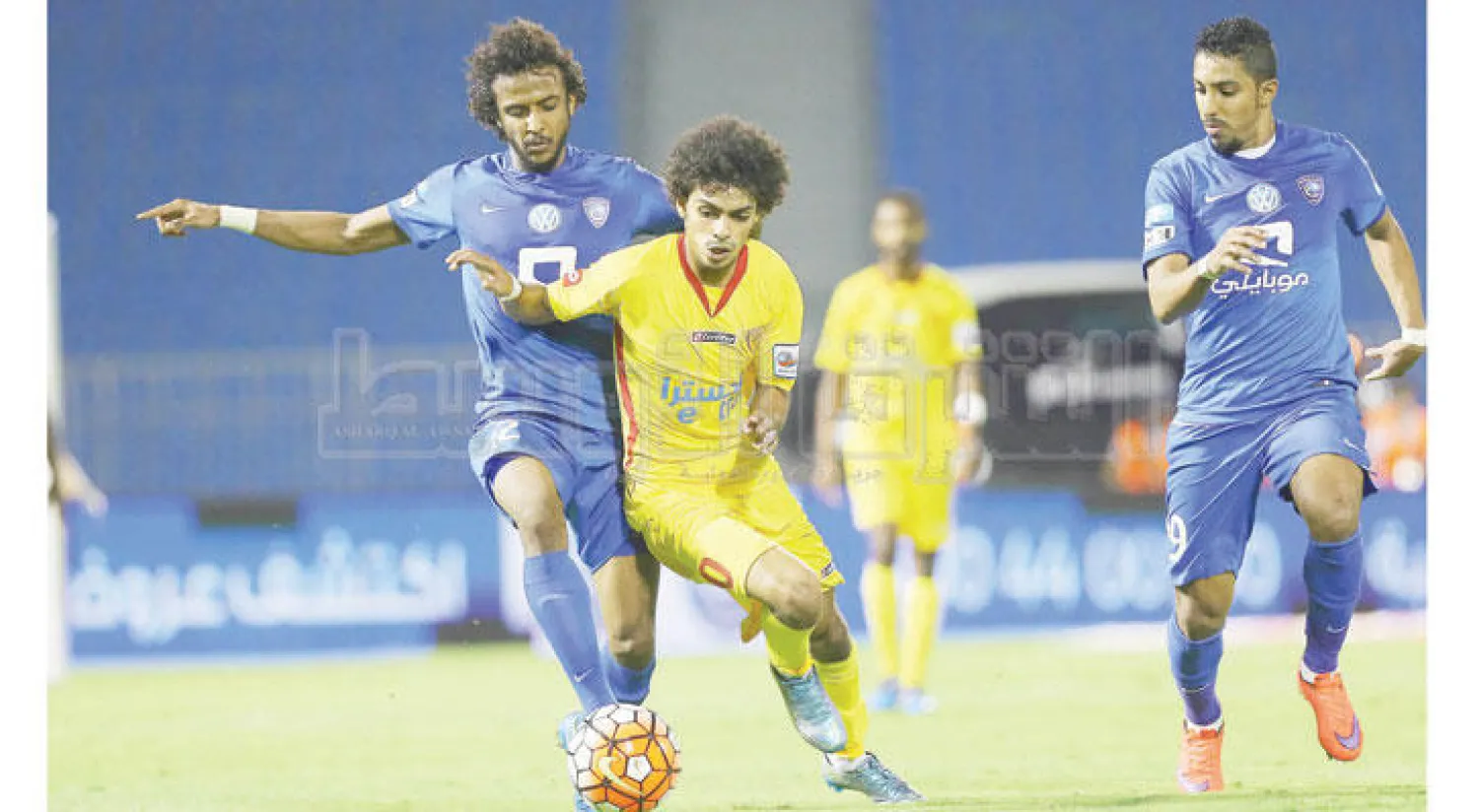 من مباراة سابقة بين الهلال والقادسية (تصوير: علي العريفي)