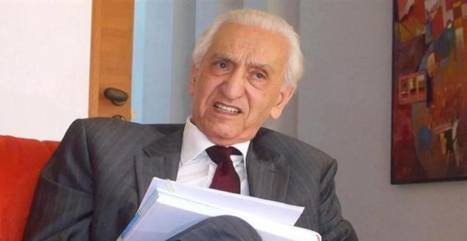 الجزائر تودع آخر قادة حرب الاستقلال في جنازة شعبية ورسمية