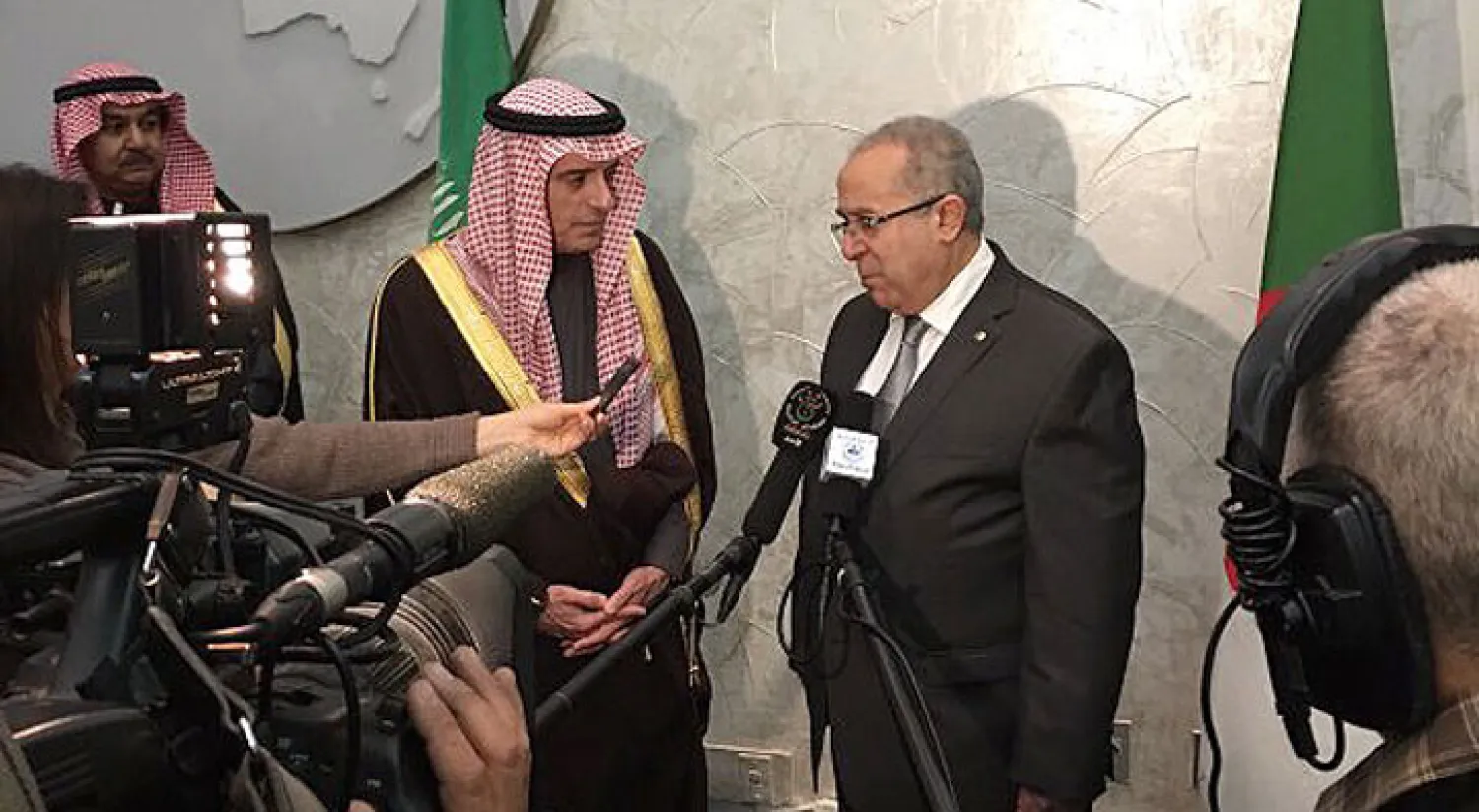 الجبير: نحاول ألا يكون هناك عجز أو زيادة في إنتاج النفط بين دول الأوبك