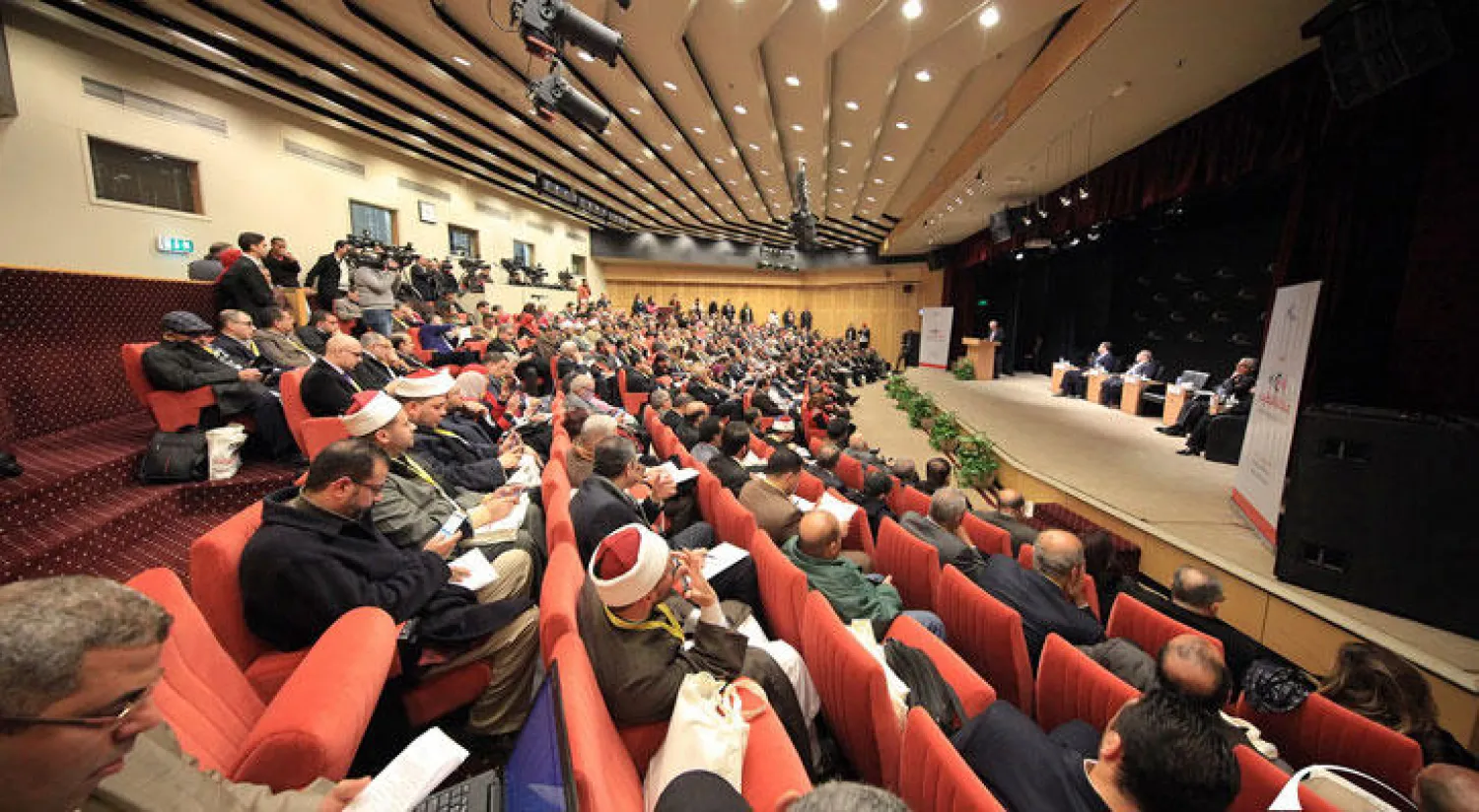 لقطة من الجلسة الافتتاحية للمؤتمر