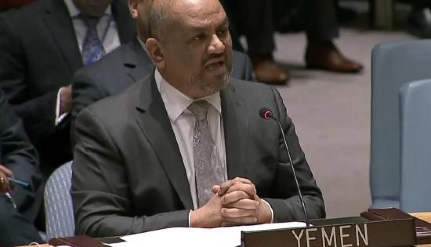 مندوب اليمن لدى الأمم المتحدة: دلائل كبيرة لسرقة الميليشيات الانقلابية لمواد الإغاثة