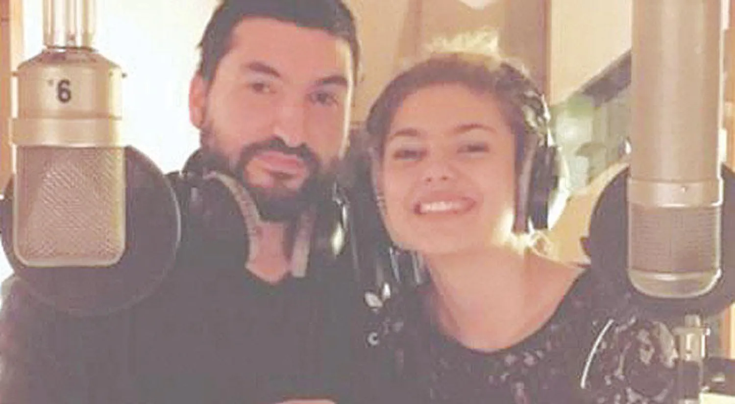 إبراهيم معلوف ولوان يسجلان النشيد