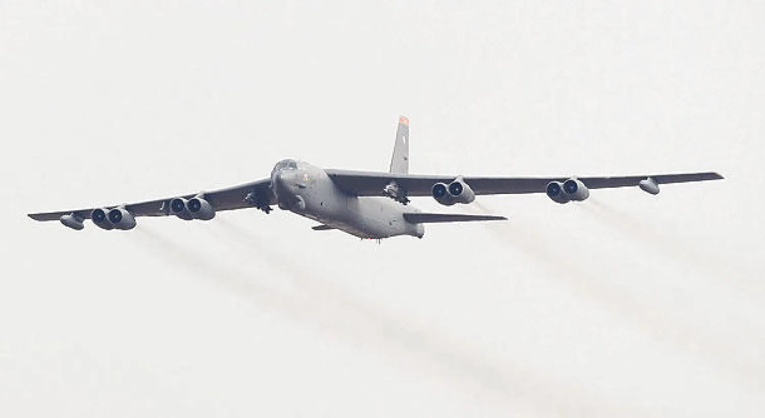 القوات الجوية الأميركية تحلق فوق قاعدة أوسان الجوية  في كوريا الجنوبية (إ.ب.أ)