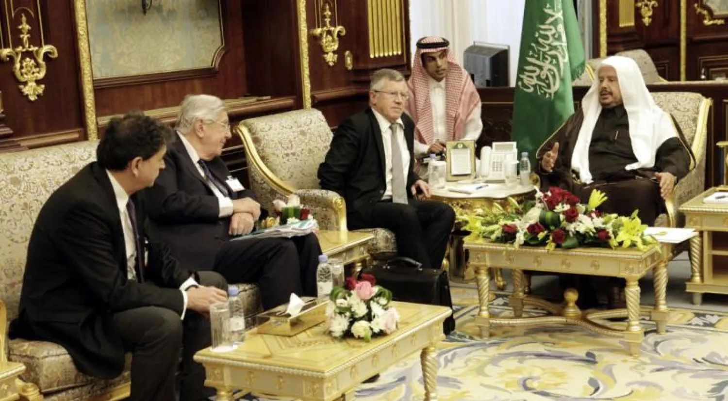 آل الشيخ: السعودية من أوائل الدول التي تضررت من الإرهاب وتعي خطورته