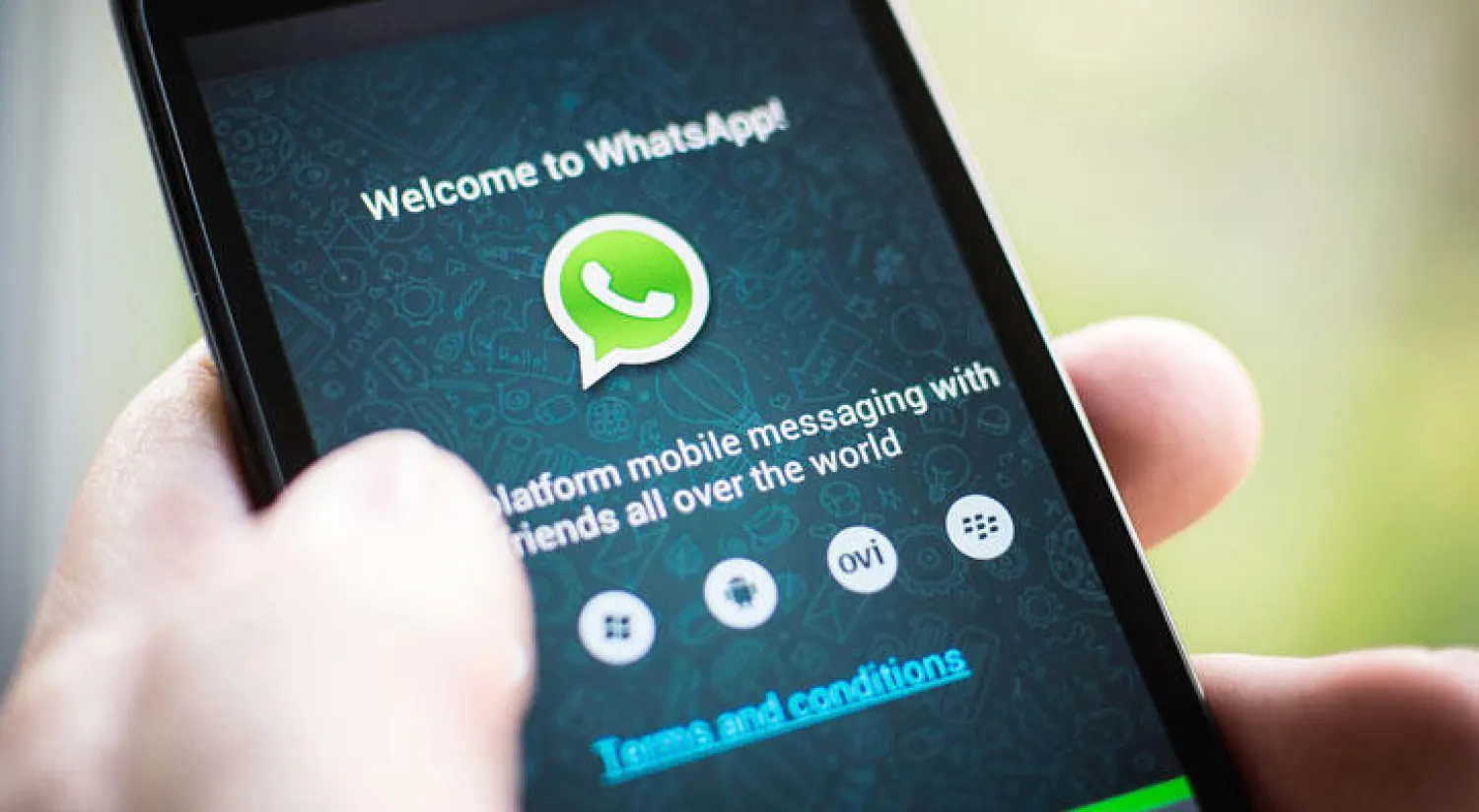 «واتساب» أصبح مجانيًا لمليار مستخدم