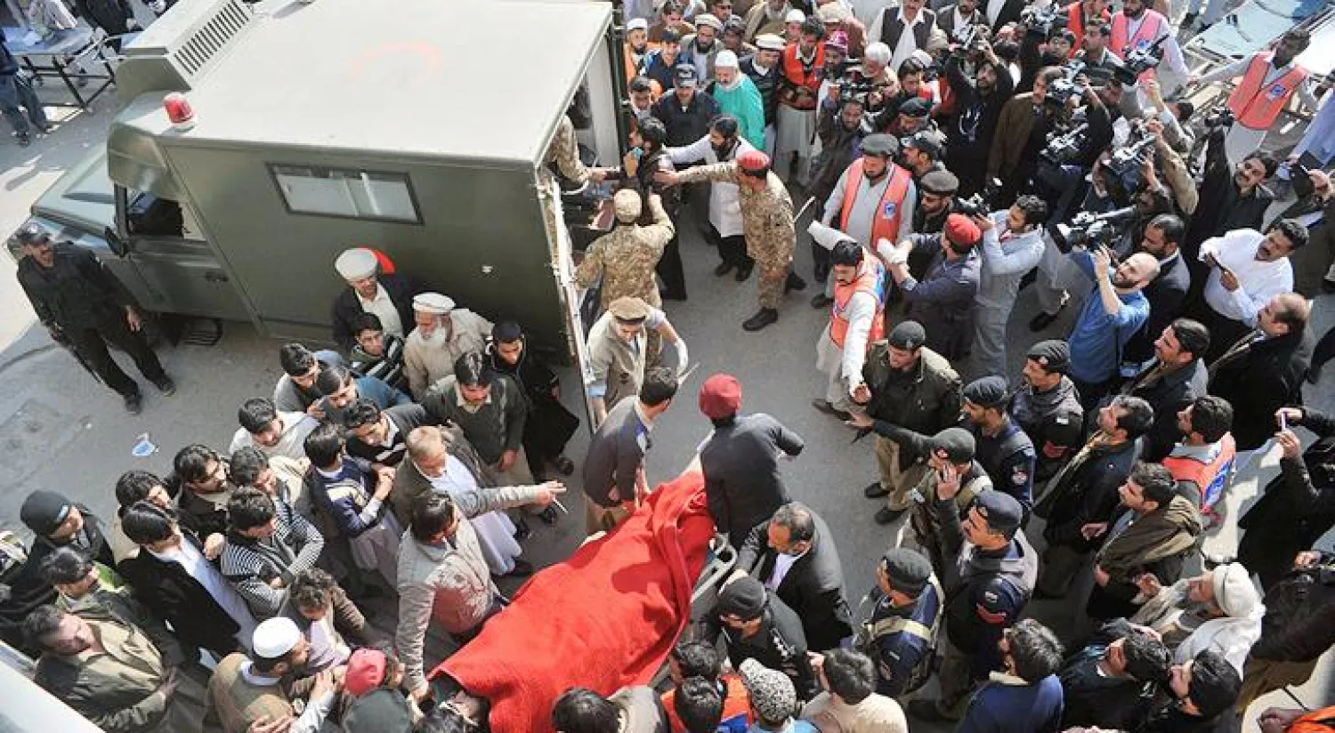 21 قتيلا بهجوم على جامعة شمال غربي باكستان شنته طالبان