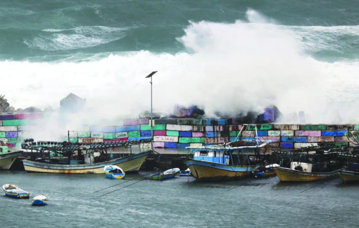 المنخفض الجوي ضاعف مأساة مشردي الحرب الإسرائيلية الأخيرة