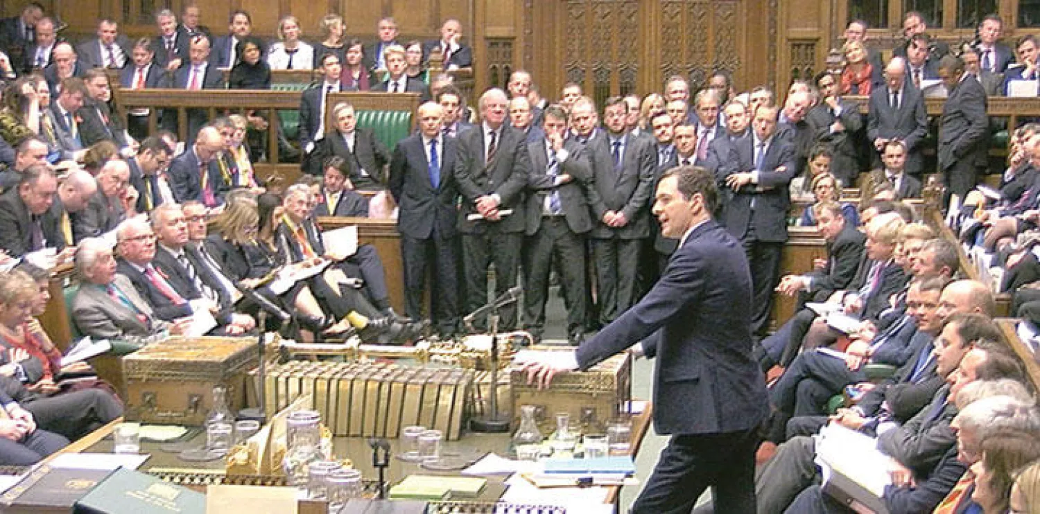 العلاقة مع السعودية كحليف ضد الإرهاب.. والجدل حول ترامب