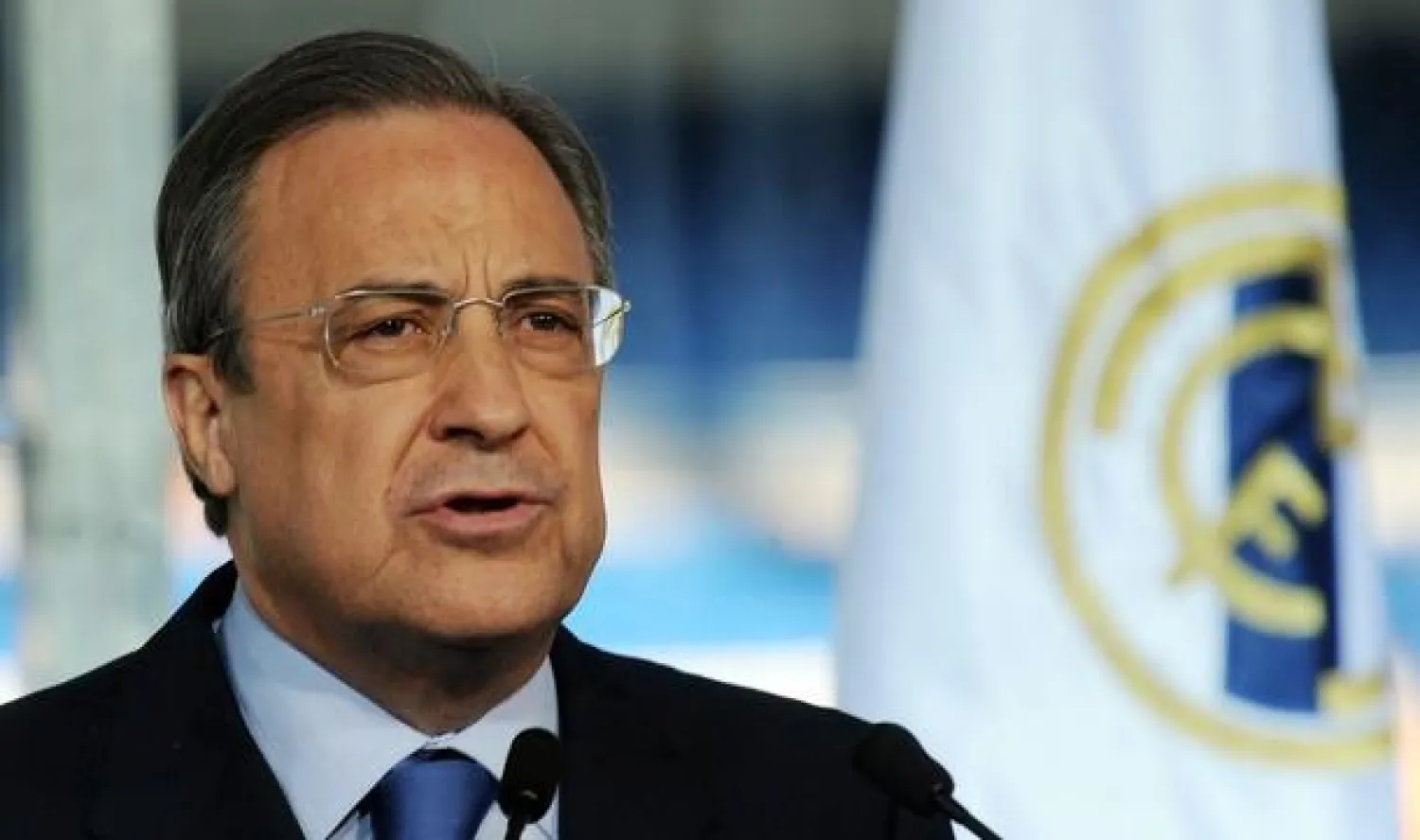 بيريز: ريـال مدريد لن يدعم التشكيلة الحالية قبل سريان العقوبة