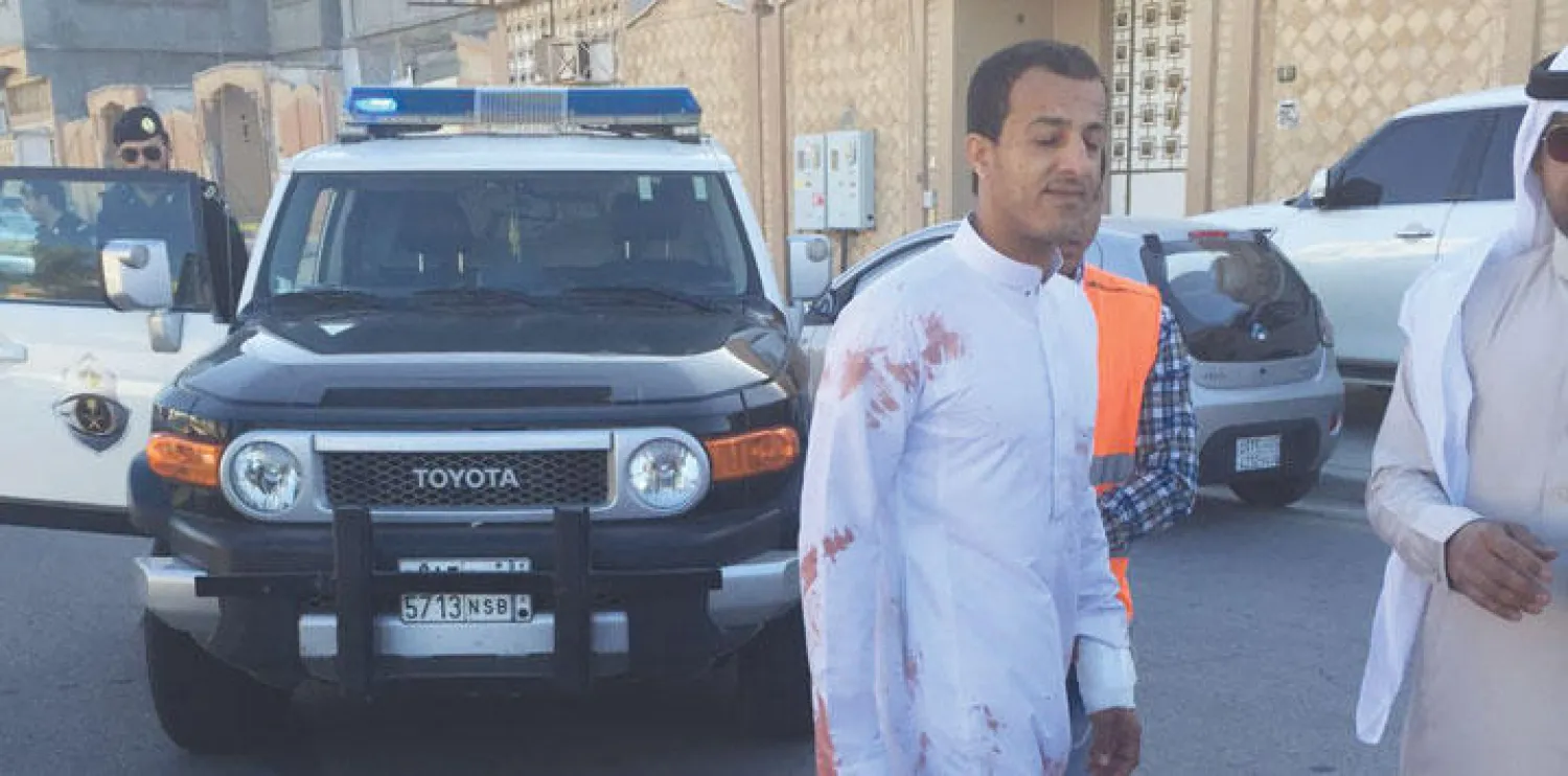 أحد المصابين في الحادث الإرهابي بمسجد الرضا يوم الجمعة الماضي في منطقة الإحساء