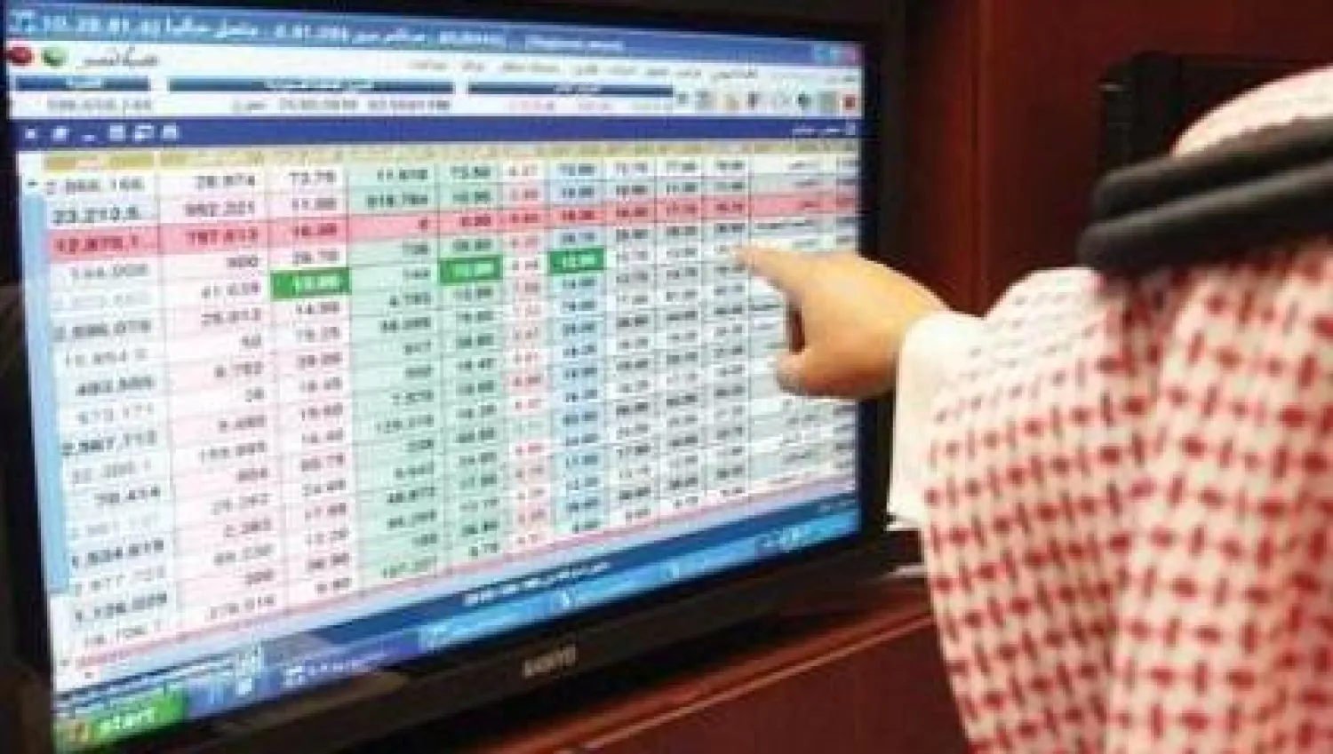 مؤشر الأسهم السعودي يغلق على ارتفاع بـ53 نقطة