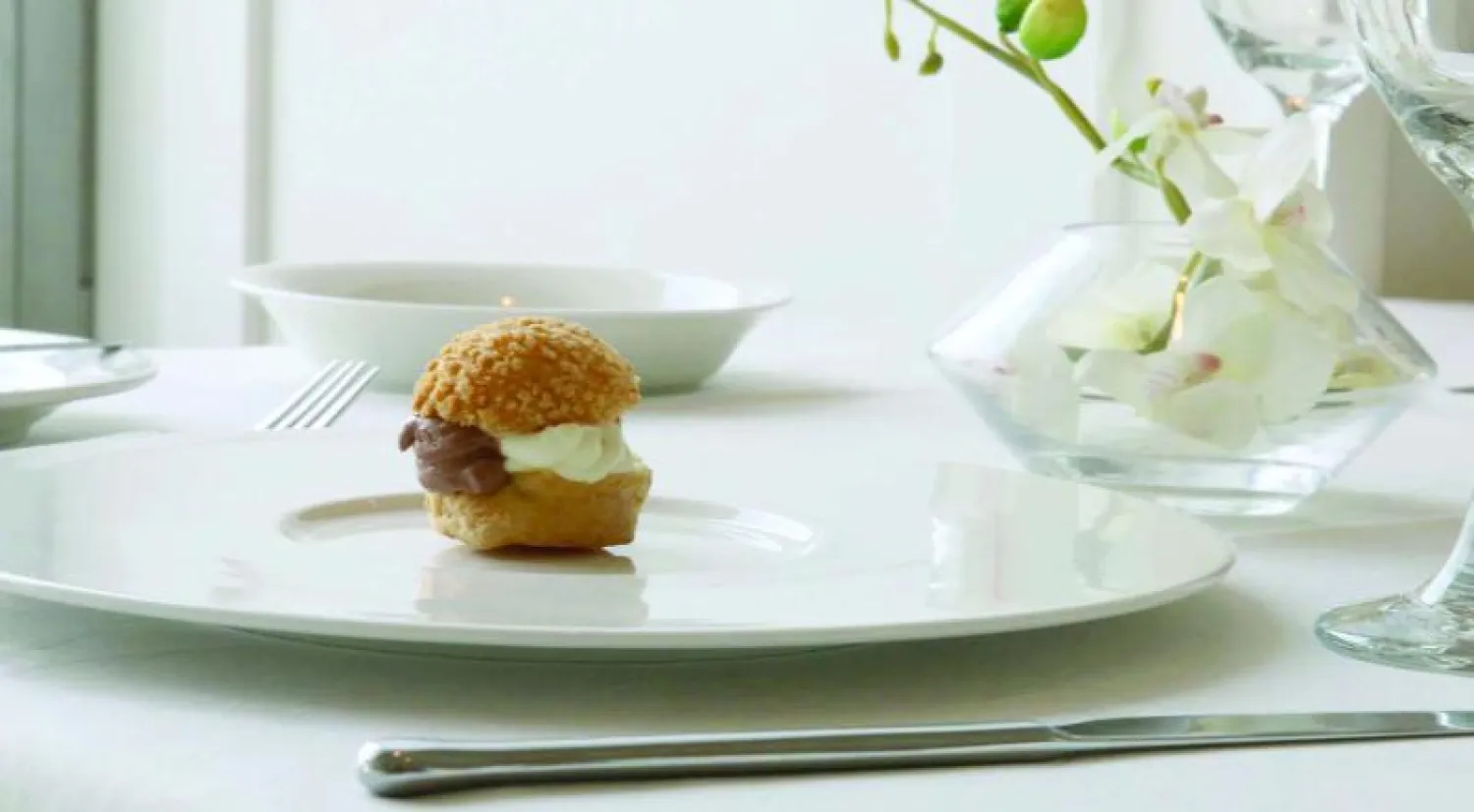 المنظمة الفرنسية «بين الفروع لصناعة منتجات الألبان» تقدم دروسًا في طهي المخبوزات في الرياض وجدة