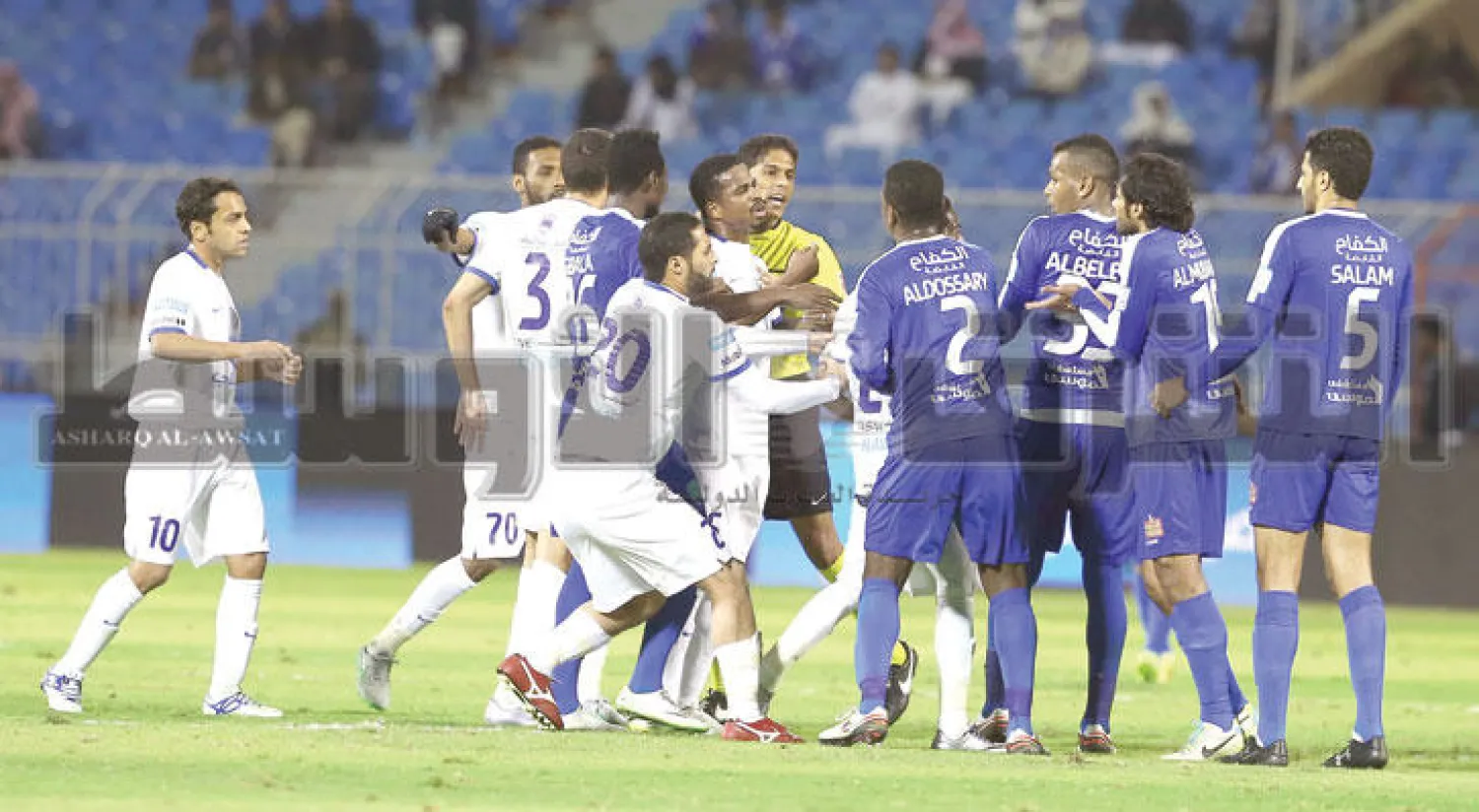 أخطاء الحكام الدوليين في الجولة الـ15 أجبرت اللجنة على الاستنجاد بحكام الدرجة الأولى (تصوير: عبد العزيز النومان)