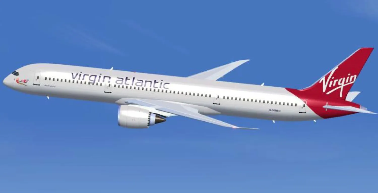 الشرطة البريطانية: عودة طائرة متجهة إلى نيويورك لمطار هيثرو بعد توجيه شعاع ليزر إليها