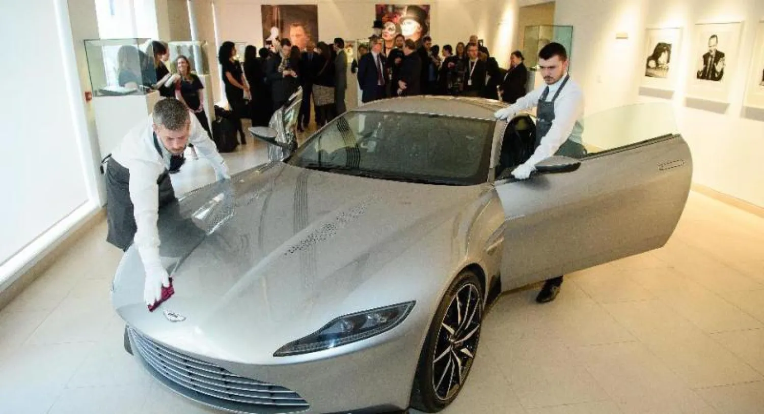 بيع سيارة جيمس بوند في فيلم «سبيكتر» مقابل 3.5 مليون دولار