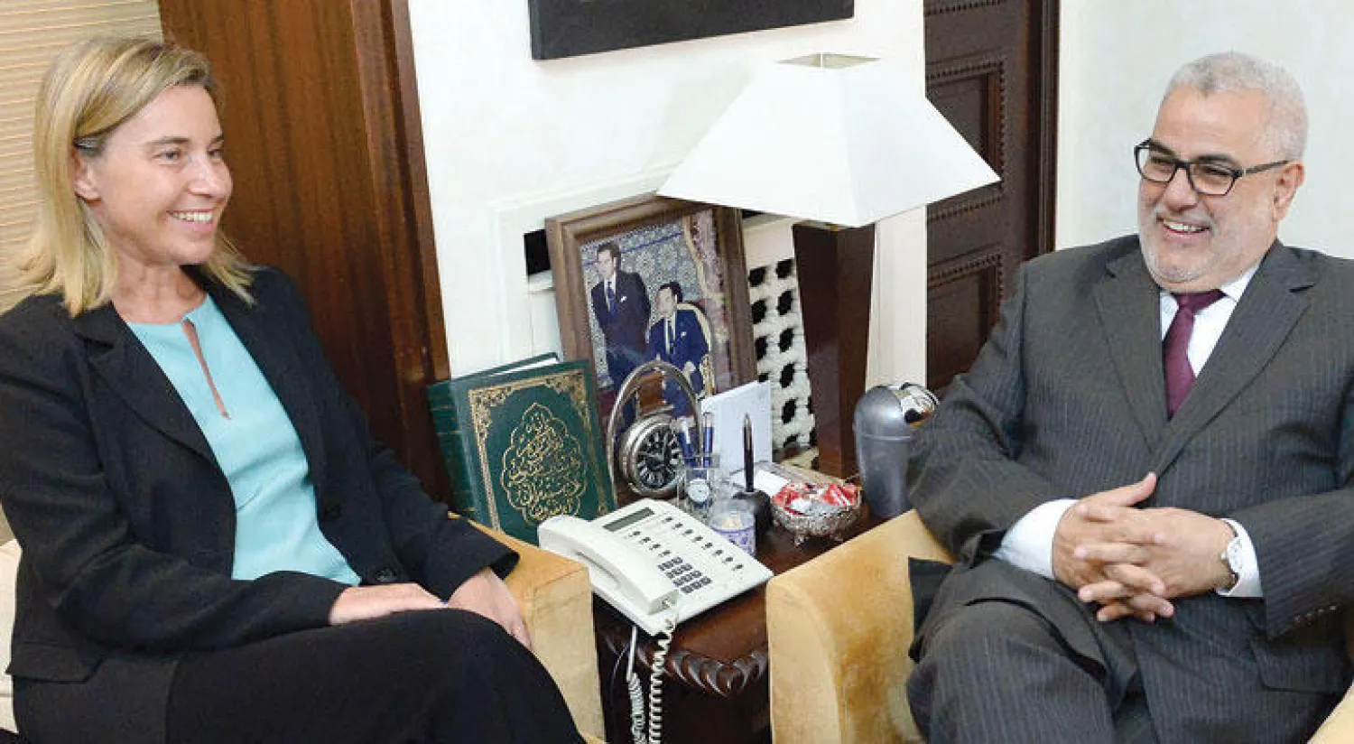 عبد الإله ابن كيران رئيس الحكومة المغربية في اجتماع سابق مع فيدريكا موغيريني المسؤولة بالاتحاد الأوروبي(أ.ف.ب)