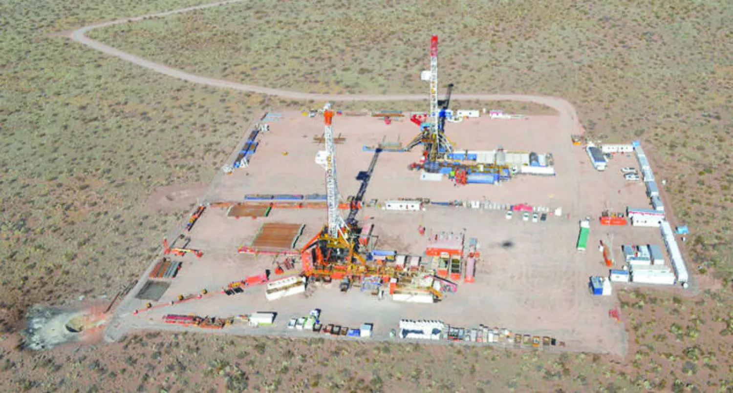 تعد ويتينغ وكونتننتال من كبار منتجين النفط الصخري في أميركا وظلت الشركتان تنتجان النفط بالخسارة طوال العام الماضي