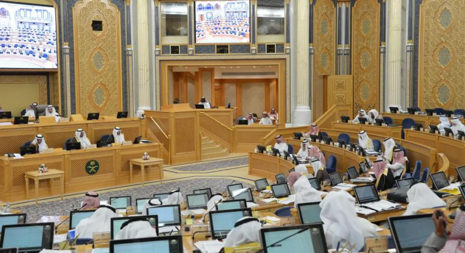 طالب مجلس الشورى السعودي هيئة السوق المالية بالإفصاح عن أكبر عشرين مالكًا لكل شركة من الشركات المدرجة بالسوق