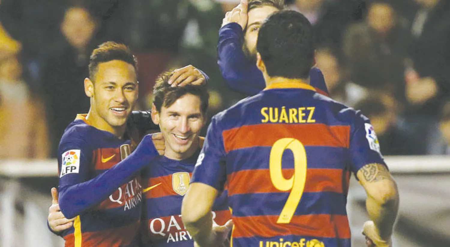 أفراح برشلونة بعد اكتساحه رايو فايكانو بخماسية الخميس الماضي