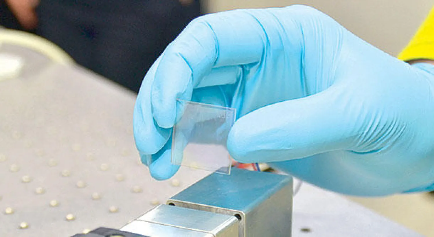 نقطة دم واحدة.. تكشف عن مؤشرات الأمراض