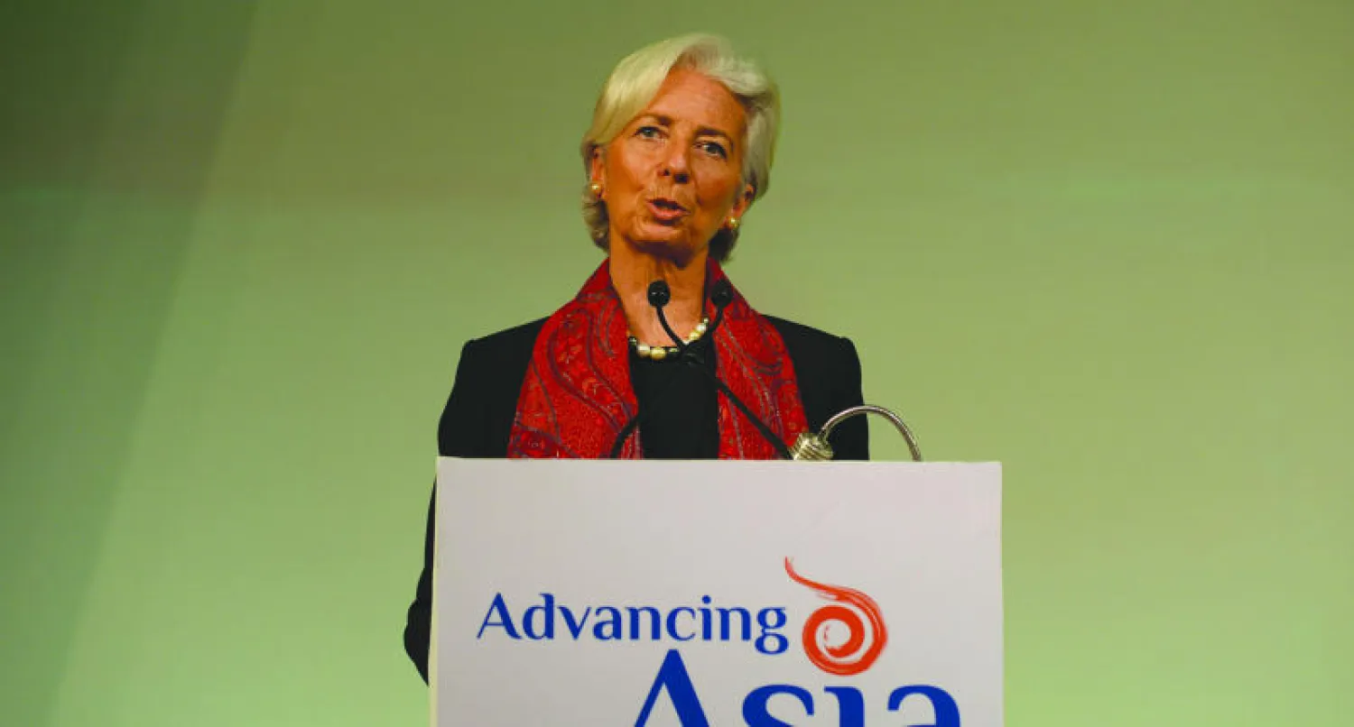 لاغارد تطالب العالم بسياسة نقدية «خارج الصندوق»