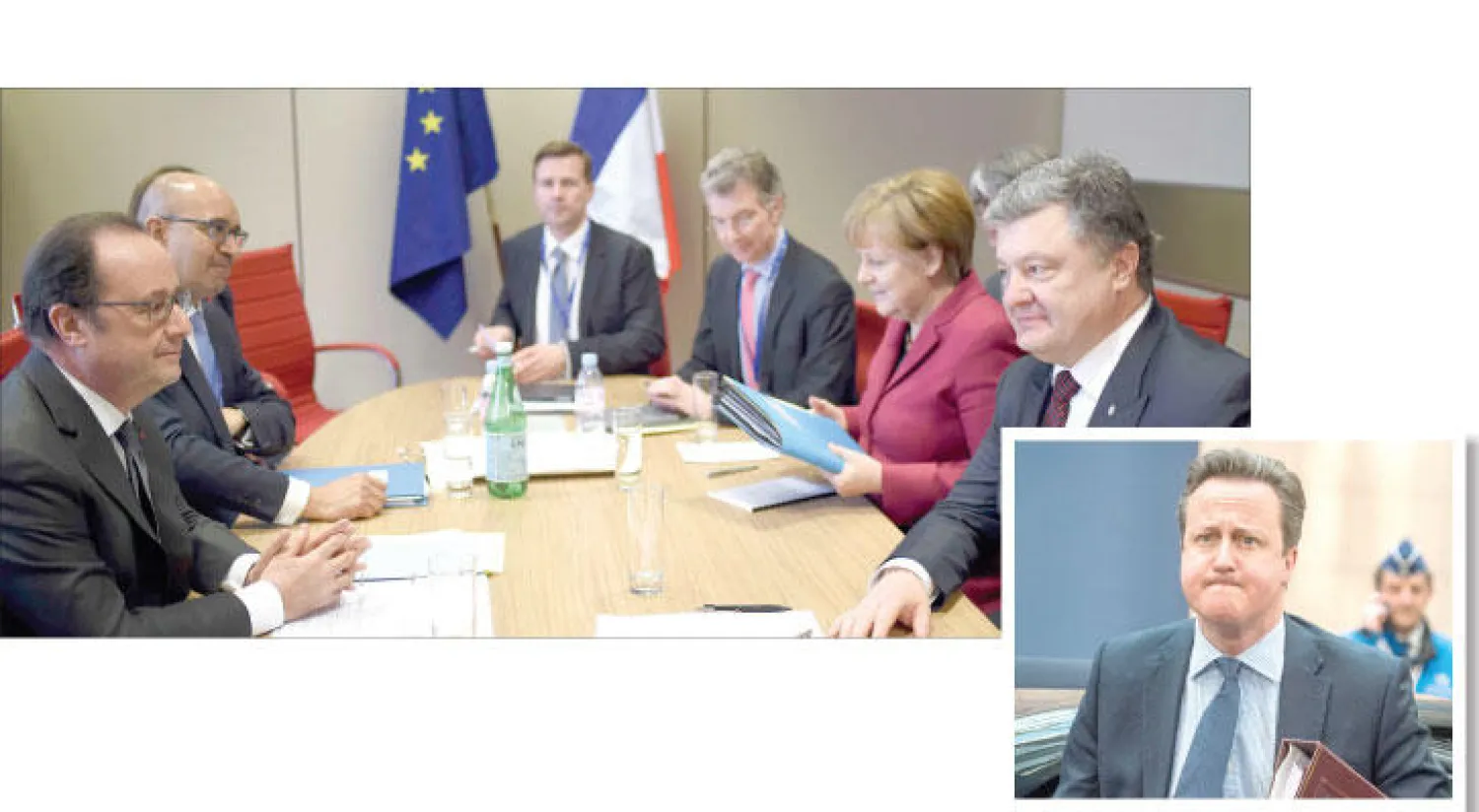 رئيس الوزراء البريطاني لدى وصوله إلى مقر القمة الأوروبية - التركية في بروكسل أمس (إ.ب.أ) - الرئيس الفرنسي فرنسوا هولاند والمستشارة الألمانية أنجيلا ميركل والرئيس الأوكراني بيترو بوروشينكو في اجتماع تمهيدي لقمة بروكسل أمس (رويترز)