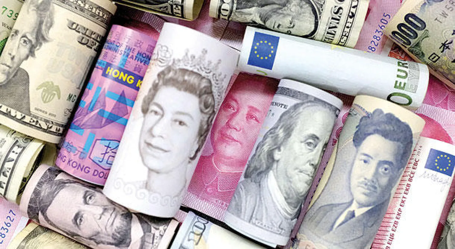 ارتفع مؤشر الدولار لليوم الخامس على التوالي مقابل سلة العملات الرئيسية (رويترز)