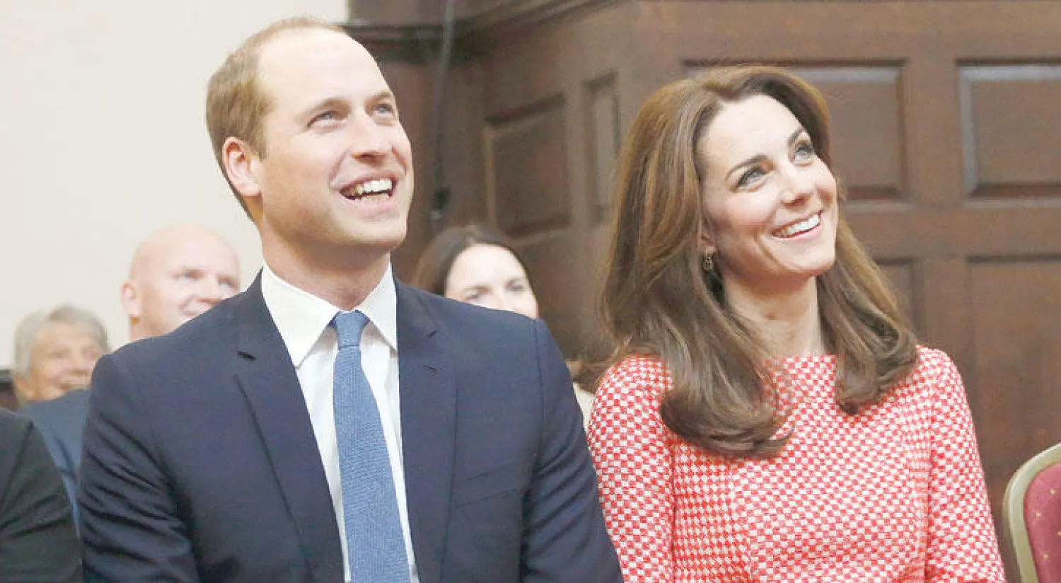 الأمير ويليام يزور تاج محل مستحضرا ذكريات والدته الأميرة ديانا