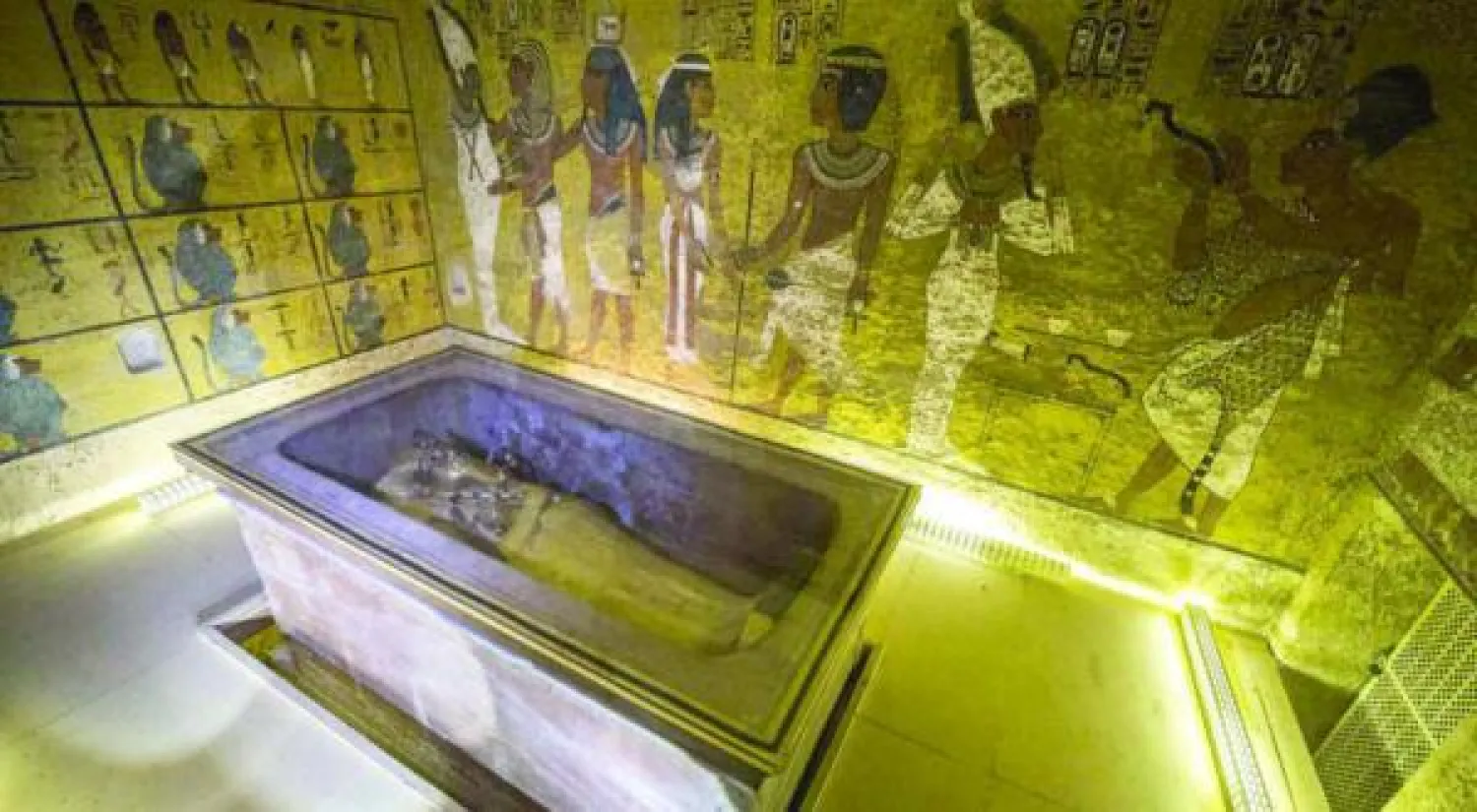 مصر تستأنف البحث عن قبر الملكة نفرتيتي في غرب الأقصر يوم غد الخميس