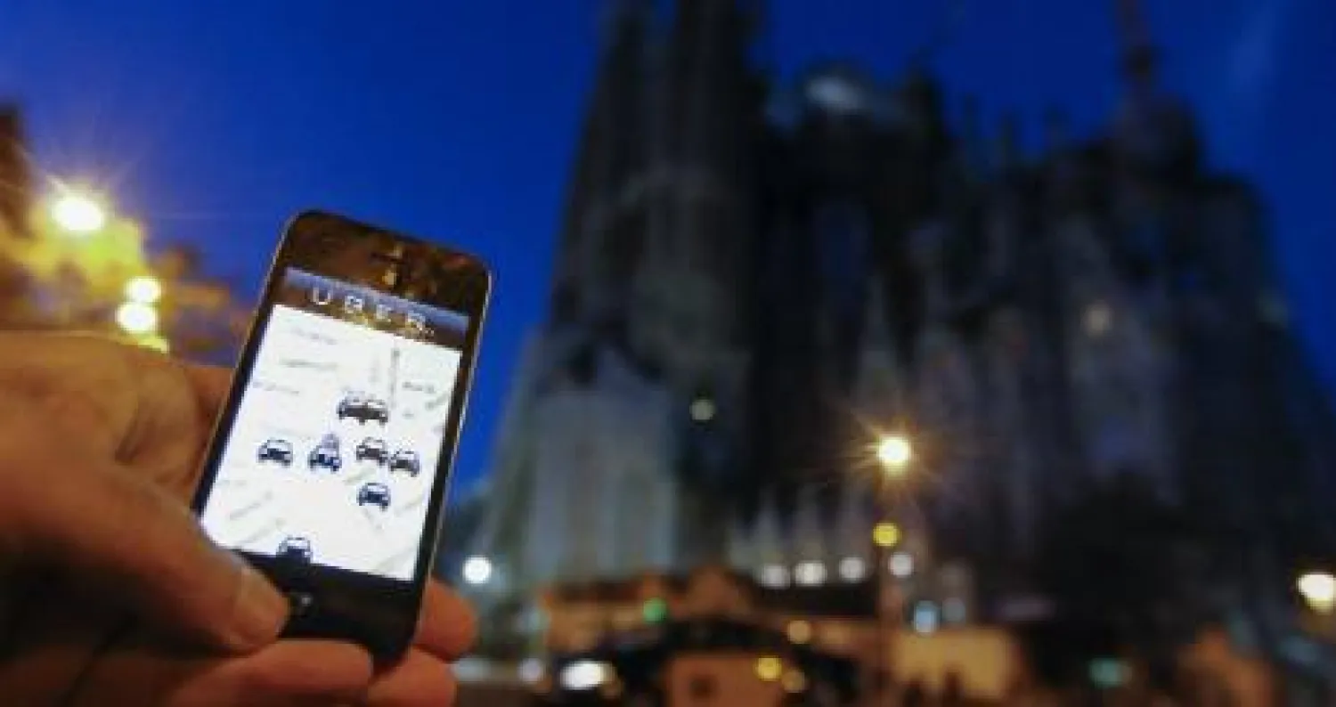 «أوبر» تعود إلى شوارع إسبانيا بعد توقف منذ أواخر 2014