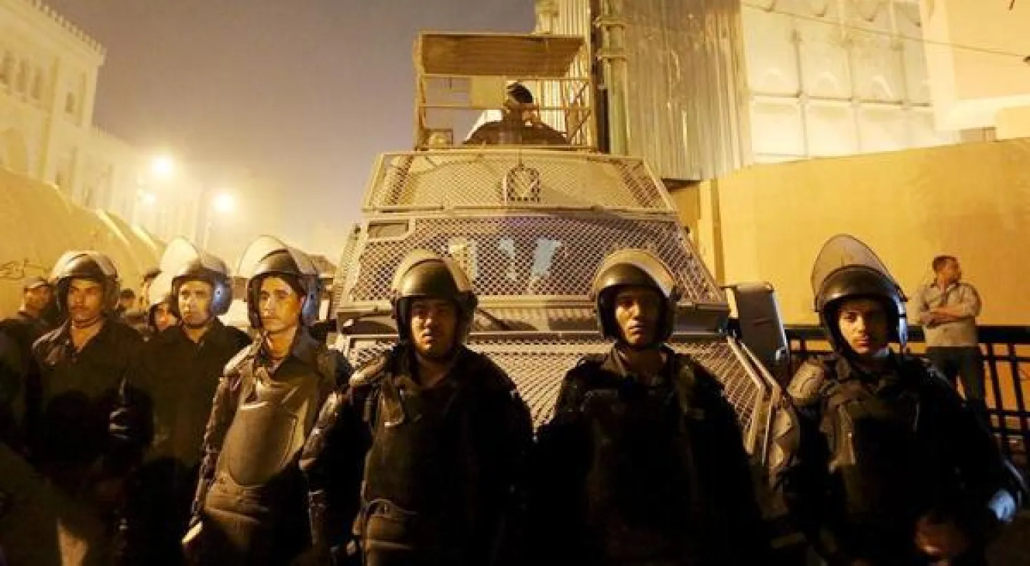 المؤبد لشرطي مصري لإدانته بقتل سائق بالرصاص