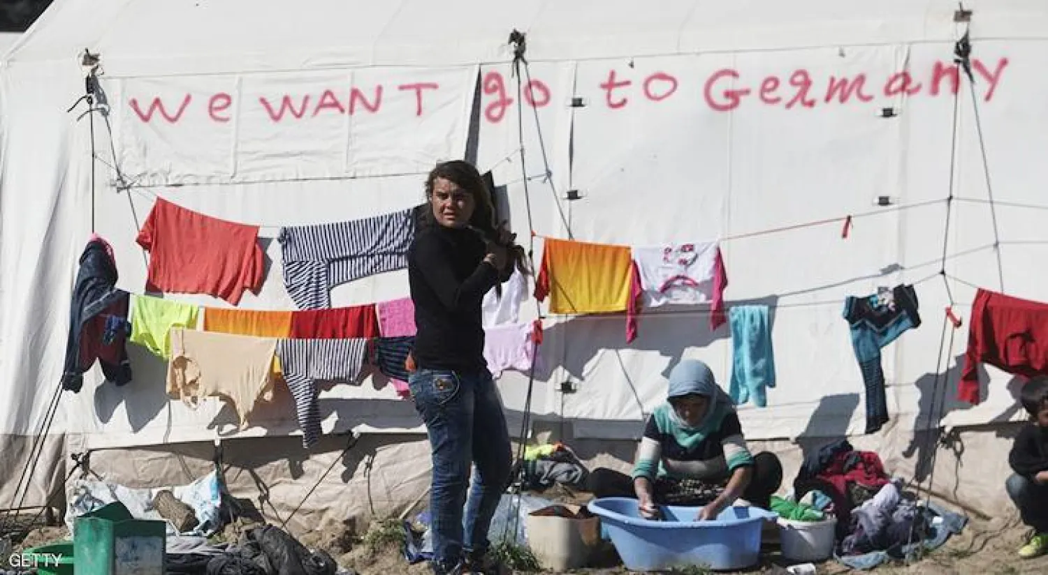 تراجع عدد المهاجرين لألمانيا بسبب القيود الحدودية