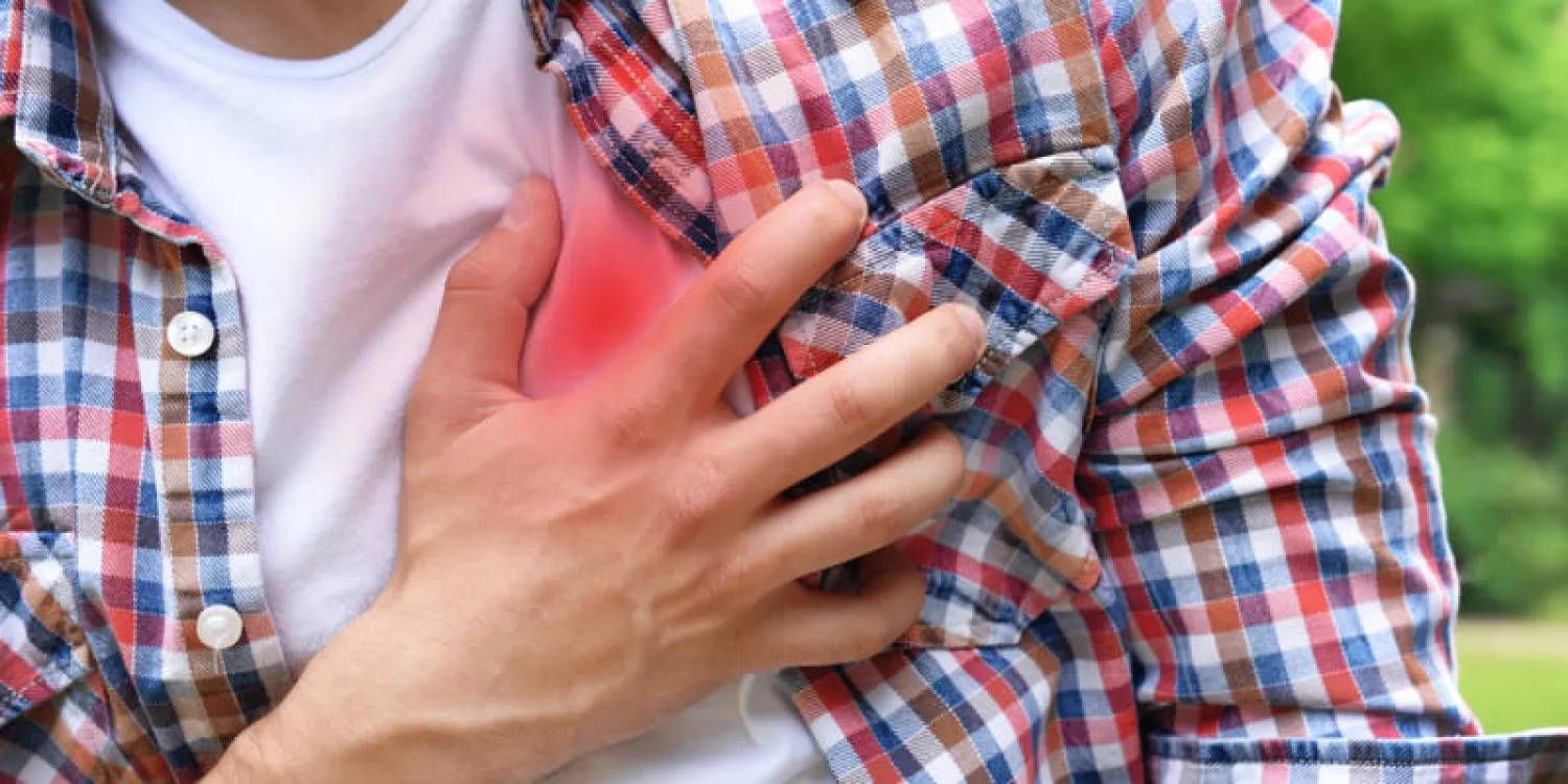 تناول أدوية الضغط والكولسترول معًا يحد من مخاطر النوبات القلبية