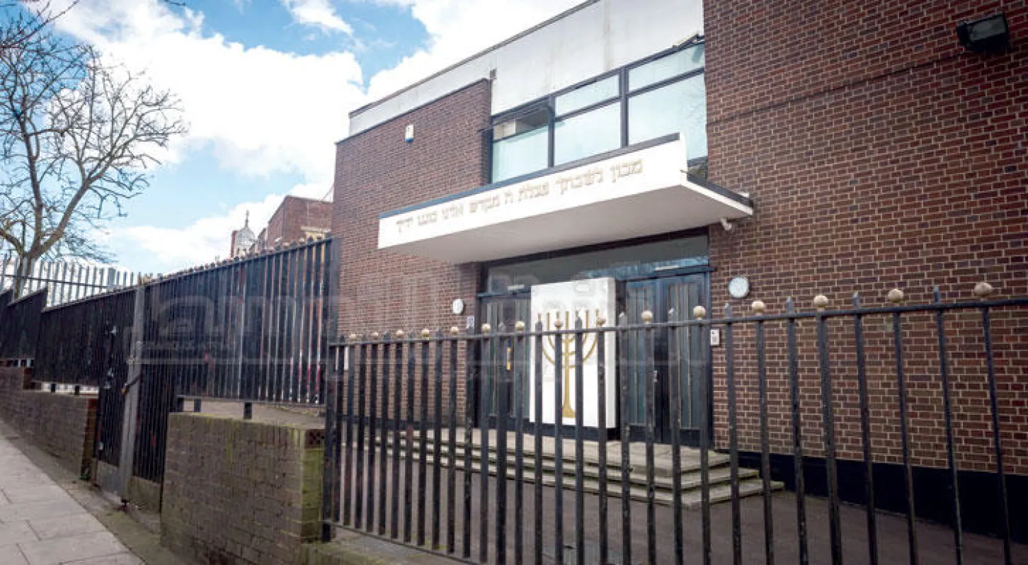 إحدى المدارس اليهودية بمنطقة بارنيت شمال لندن (تصوير: جيمس حنا)