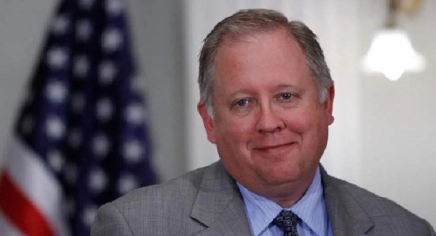 «الخارجية» الأميركية تنفي تقارير تفيد بالسماح لإيران بدخول نظامها المالي