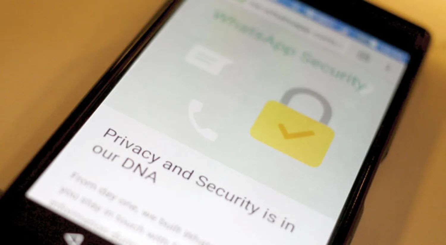 سيستفيد عديد من الأشخاص من هذه التقنية لحماية المحتوى الذي يتبادلونه مع الآخرين مثل الصحافيين الذين يرغبون في حماية المواد المتبادلة (رويترز)